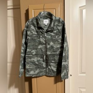 Women’s cargo camo jacket